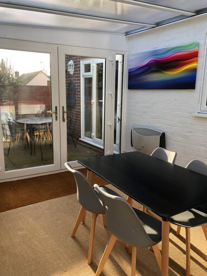 Stylish 2 Bed Apartment Next To The Norfolk Broads Coltishall Dış mekan fotoğraf