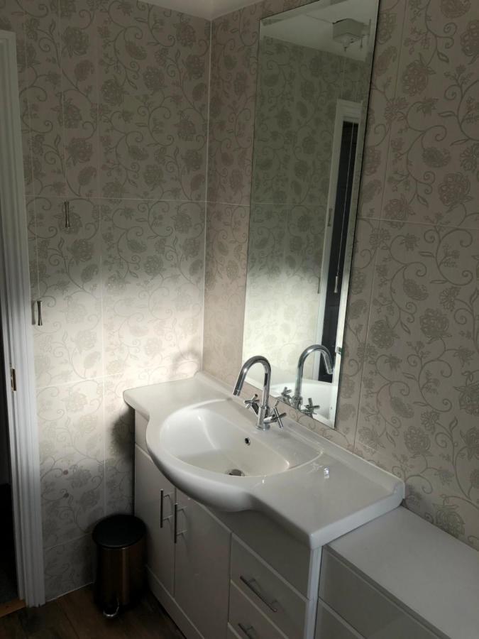Stylish 2 Bed Apartment Next To The Norfolk Broads Coltishall Dış mekan fotoğraf
